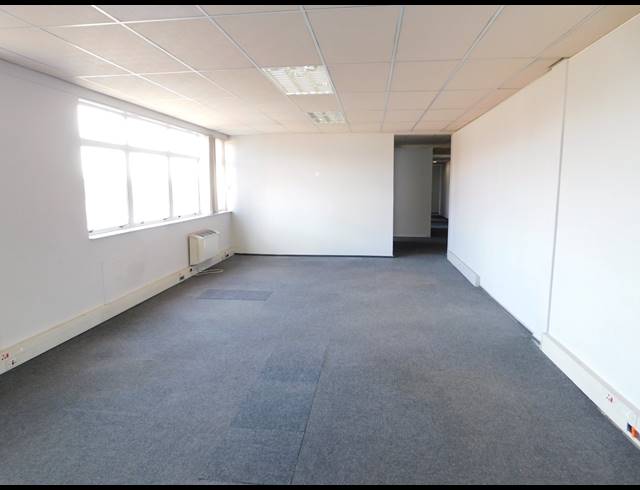 179M² OFFICE TO LET IN RANDBURG CENTRAL